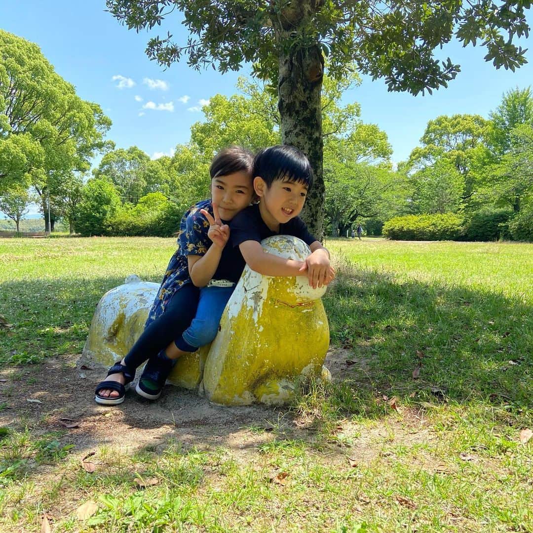 kougeishaのインスタグラム：「久しぶりのお外遊び♪ 気持ち良き」