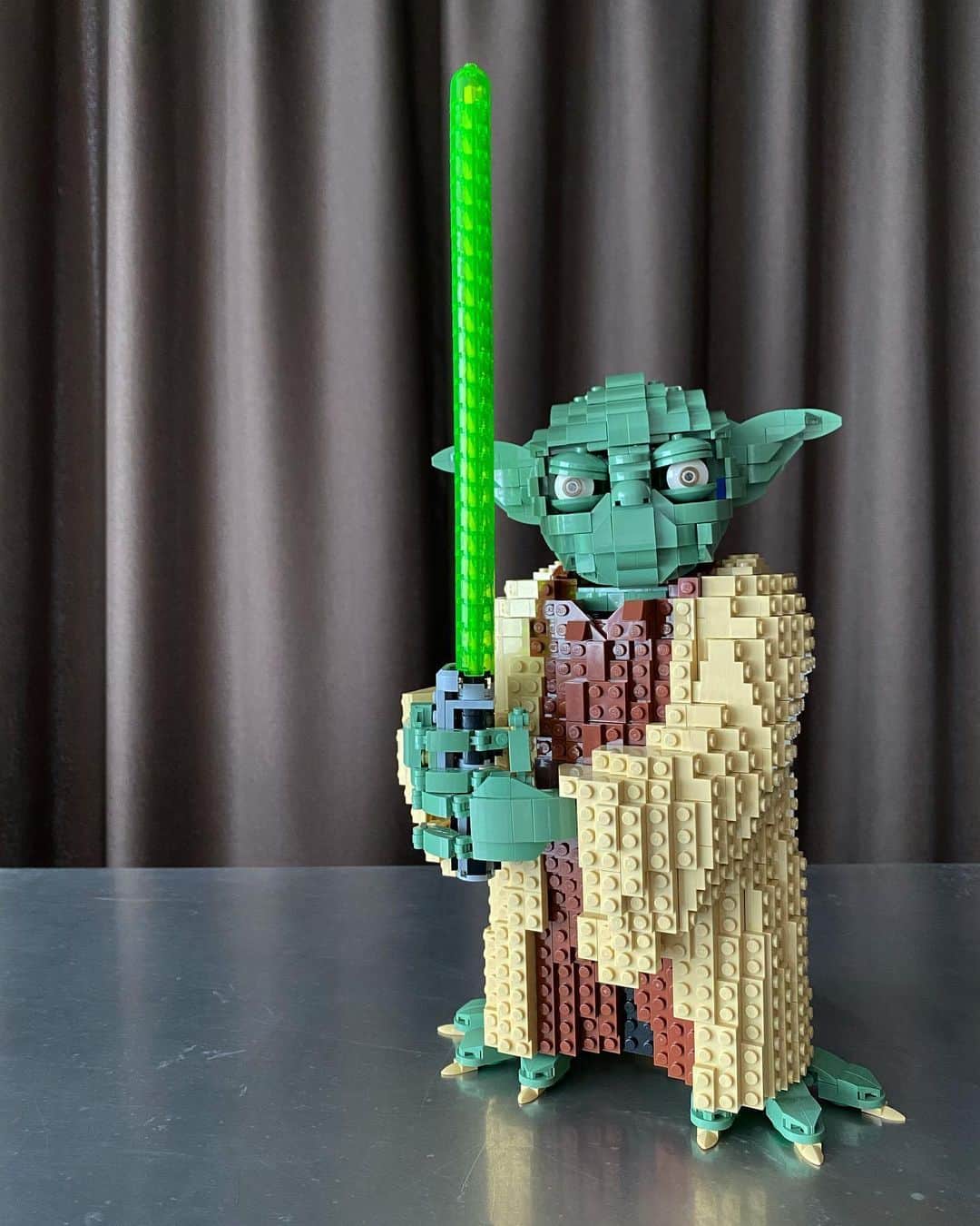 NIGOのインスタグラム：「Had fun building the LEGO Yoda this weekend👨‍🔧 🅂🅃🄰🅈🏠」