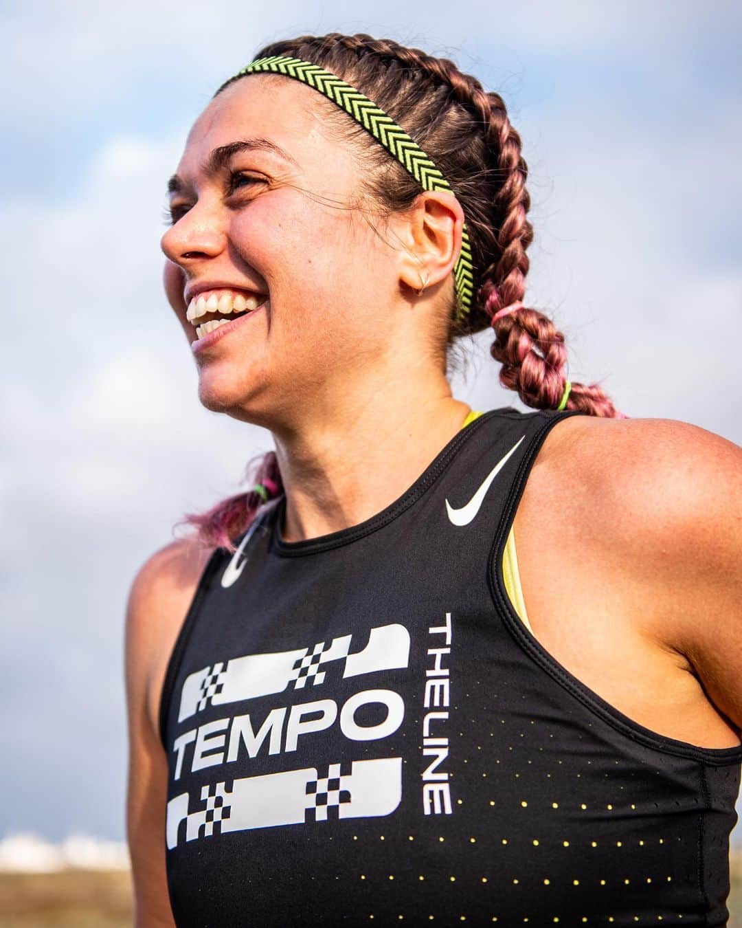 フィービー・ディ・トマソのインスタグラム：「"FUNNING THINGS"  Or as the legends @tempojournal say... "RUNNING THINGS" #21.1 #TempoTheLine @nikerunning 📸 @thewolfferine @tempojournal」