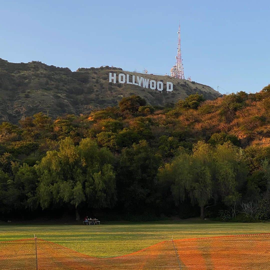 Oliviaのインスタグラム：「HOLLYWOOD」
