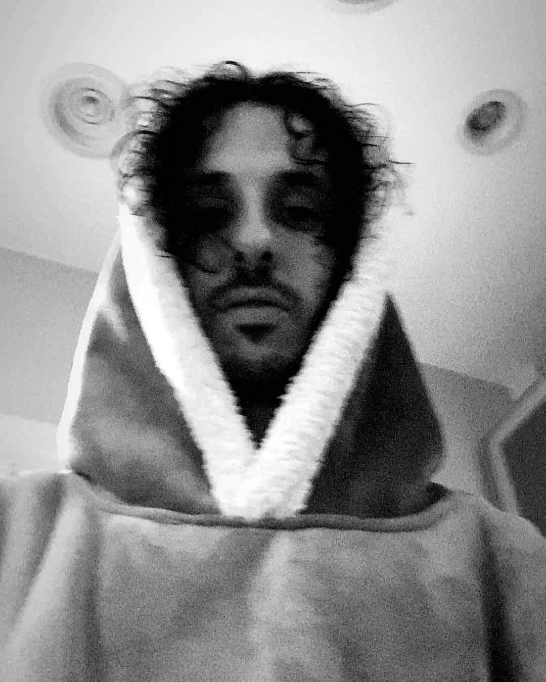 ブランドン・フーバーのインスタグラム：「Bruh this shit comfy don’t judge me」