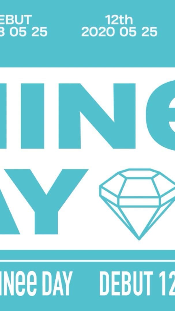 SHINeeのインスタグラム：「- #20200525 #SHINee #シャイニー  #SHINeeデビュー12周年 #샤이니_데뷔_12주년 #SHINeeDay #SHINee12thAnniversary #SHINeeは12年間輝いてる #샤이니는_12년째_빛나는중」