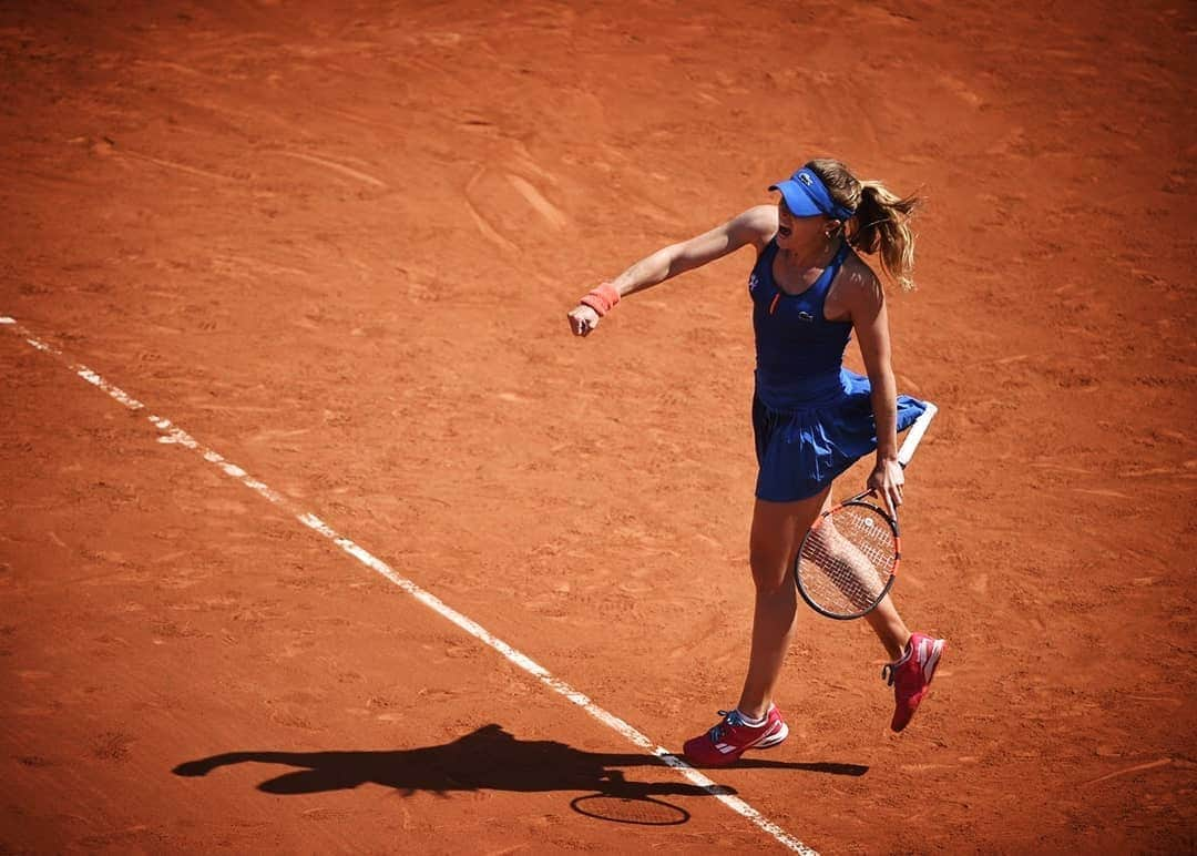 アリーゼ・コルネさんのインスタグラム写真 - (アリーゼ・コルネInstagram)「The main draw of RG 2020 was supposed to start today... Feeling very nostalgic of my favorite time of the year 🥺 #MissyouRG •• Le tableau final de Roland 2020 était censé commencer aujourd'hui... Beaucoup de nostalgie en repensant à ces moments magiques. #TumemanquesRoland」5月24日 18時13分 - alizecornet