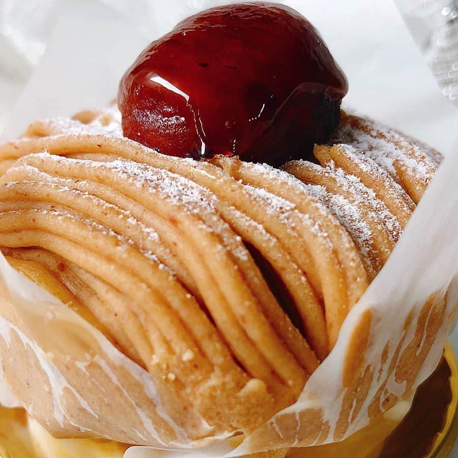 里井真由美のグルメインスタ