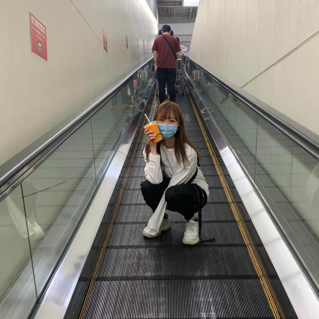 我妻美月のインスタグラム：「コストコいってきた‪‪☺︎‬ 🍒買えてハッピーです めろんスムージーまいうだった🥤 ． ． ． #costco #コストコ#オスカープロモーション」