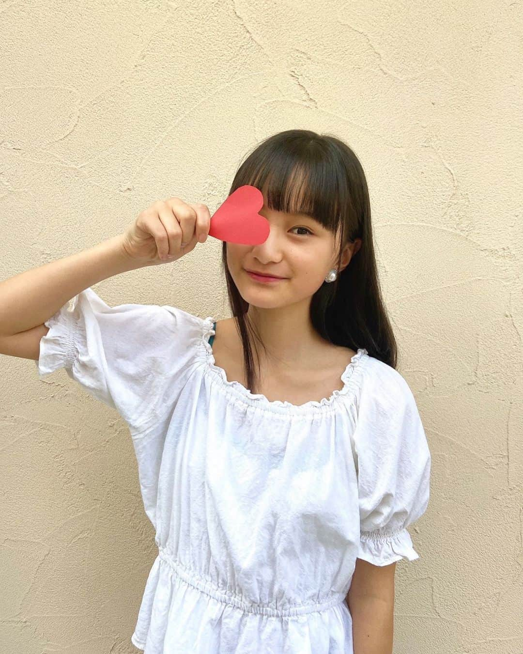 りょう（民謡ガールズ）さんのインスタグラム写真 - (りょう（民謡ガールズ）Instagram)「♥️♥️ #하트 #이모다 #좋아 #화장 #빨강 #흰색  #흰색 #일상 #좋군 #지원  #heart #Love #red #white #filter  #lfl #i4i #instalike #instagood #follow #thankyou #fightcovid19  #民謡ガールズ #りょう #ハート #手作り」5月24日 21時08分 - wawawa_ryo