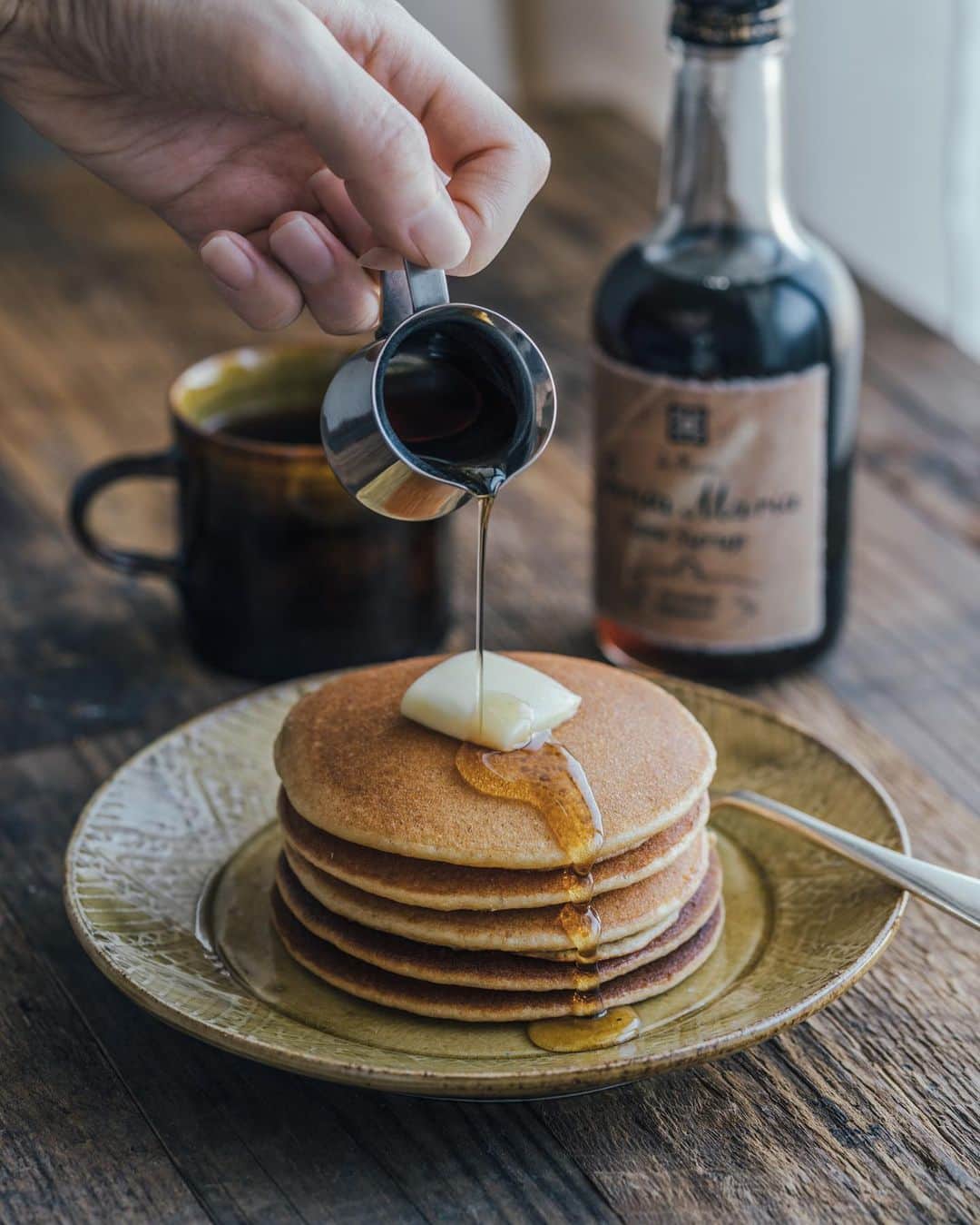 Nanaのインスタグラム：「. almond flour pancakes . この前TWに上げた アーモンドプードルのパンケーキ . 12日ぶりにパンを食べて久しぶりにグルテン摂取してみたけど、もうパンがなくても生きていける気がしてきた。。」