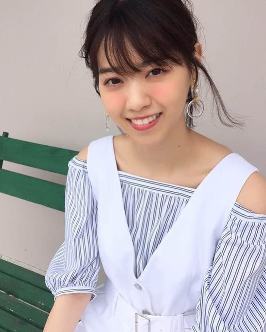 西野七瀬fanさんのインスタグラム写真 - (西野七瀬fanInstagram)「･ Nishino Nanase 26th birthday🎉🎉🎉 ・ 自分の好きな写真と会場行った思い出とかごちゃ混ぜにしやしたー タグタグは相互の七瀬さん推しさんです！ ・ #西野七瀬 #なぁちゃん #ななせまる #ななせ #にしのななせ #にゃー #なーちゃん #nishinonanase  #乃木坂46 #nogizaka46  #雑誌 #nonno  #26 #birthday  #どいや丸軍団 #七瀬組  #乃木坂ちゃんリスペクト軍団」5月25日 0時00分 - nanase_ymyu