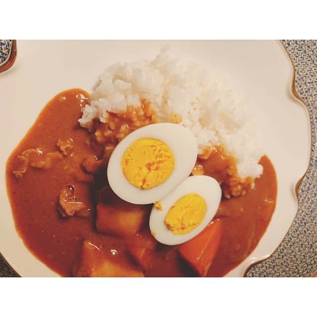 上野愛奈さんのインスタグラム写真 - (上野愛奈Instagram)「朝カレー！2日目も美味しい。 今度は肉じゃがにしよっと。🧅 #カレーでした😊 #朝ごはん」5月25日 9時52分 - ueno_aina_816