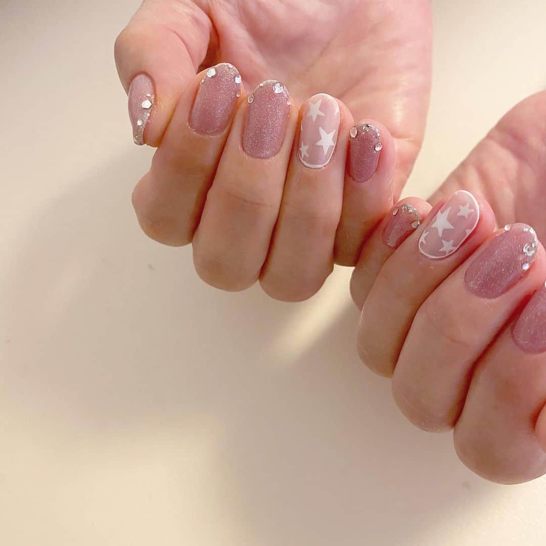 Kana Kobayashiさんのインスタグラム写真 - (Kana KobayashiInstagram)「#nails #Anela #stars #twincle #ネイル #星ネイル #ネイルアート #ネイルデザイン #キラキラ」5月25日 10時24分 - anela_kana