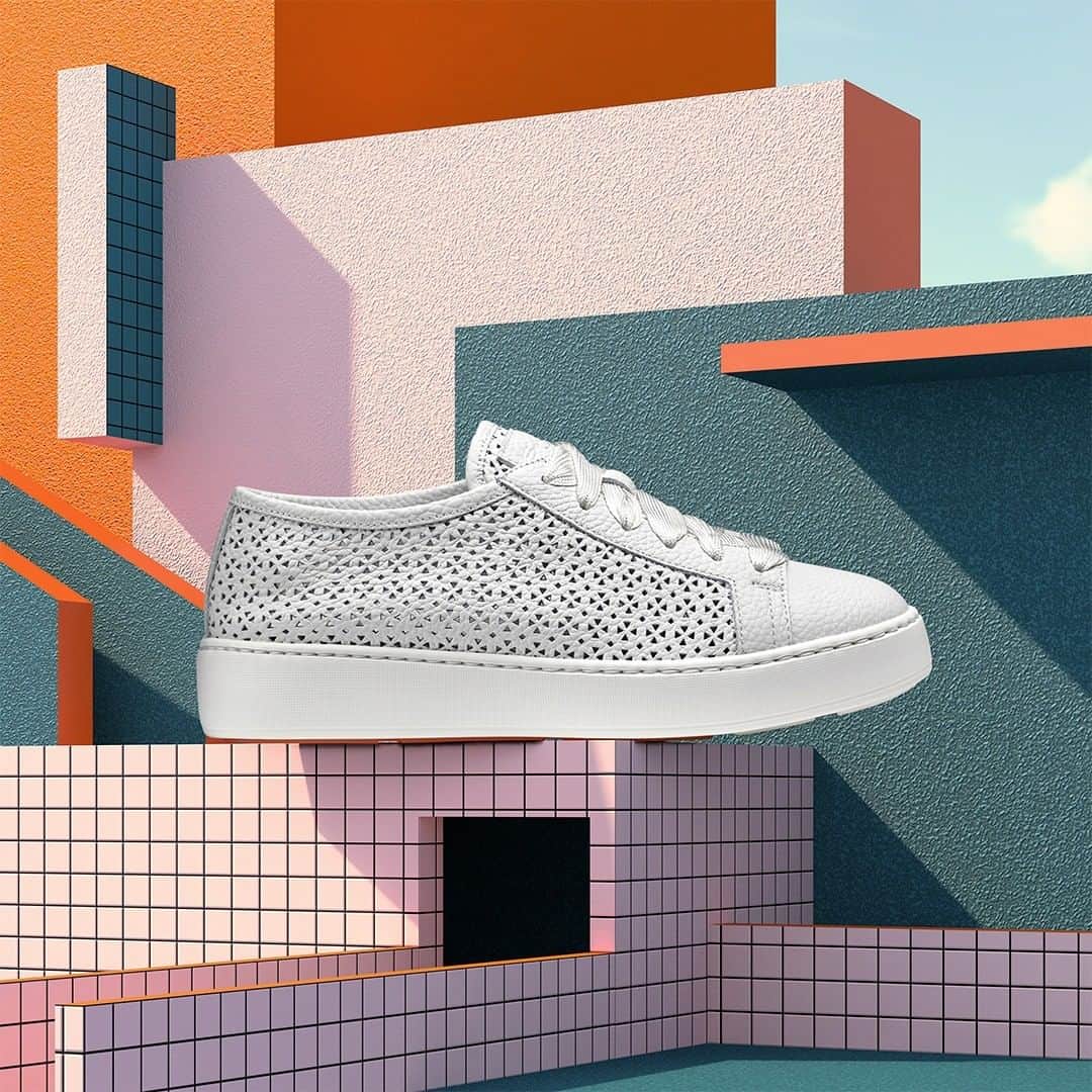 のインスタグラム：「Rise to the occasion in perforated leather sneakers, offering a suitably sophisticated take on the everyday leisure staple.  #madeinSantoni #Santoni #makersofbeauy」