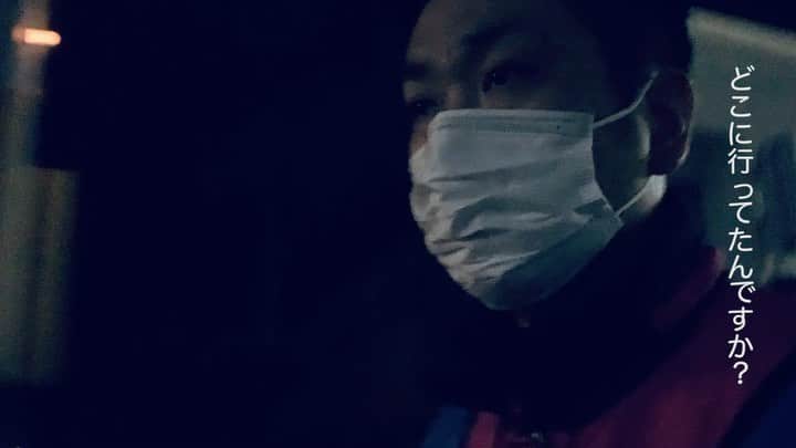 阿部浩貴のインスタグラム：「深夜の編集作業。 自分を励ますためにセルフドキュメントを撮りました。 #ドキュメント #セルフ #独り言」