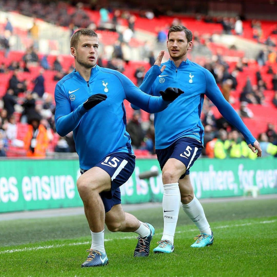 トッテナム・ホットスパーFCさんのインスタグラム写真 - (トッテナム・ホットスパーFCInstagram)「😅 @ericdier15: “I’d gone six, seven weeks without seeing @jvertonghen! That’s starting to take its toll!” 😍」5月25日 4時19分 - spursofficial