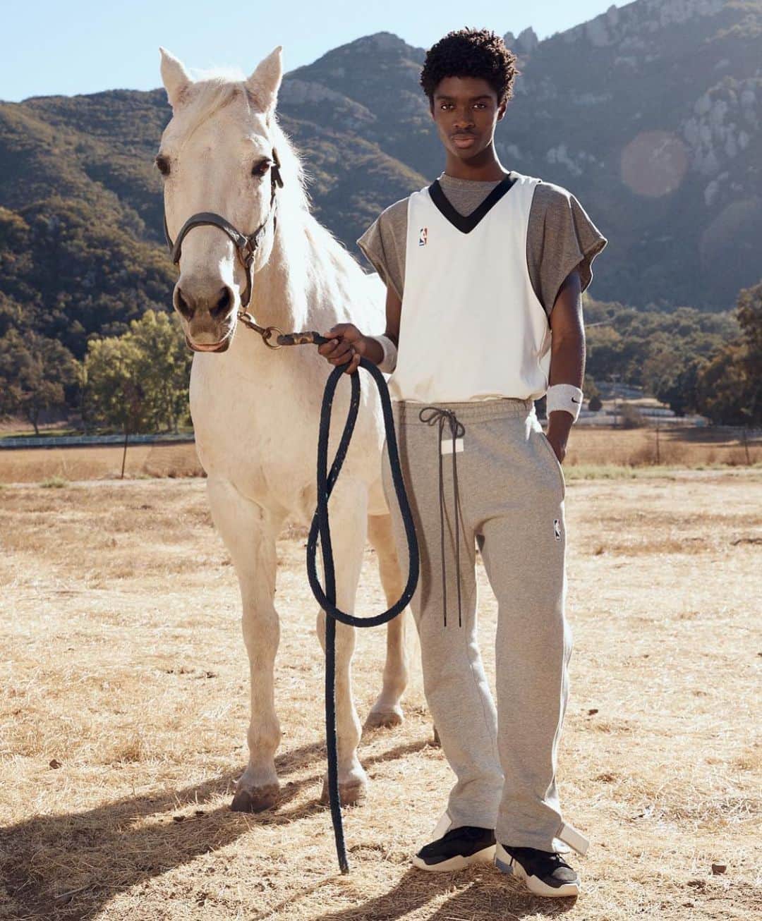 のインスタグラム：「@altonmason for @fearofgod for @nike #AIRFEAROFGOD」