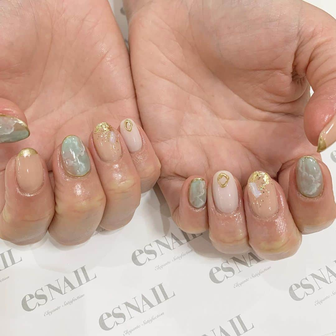 esNAILのインスタグラム