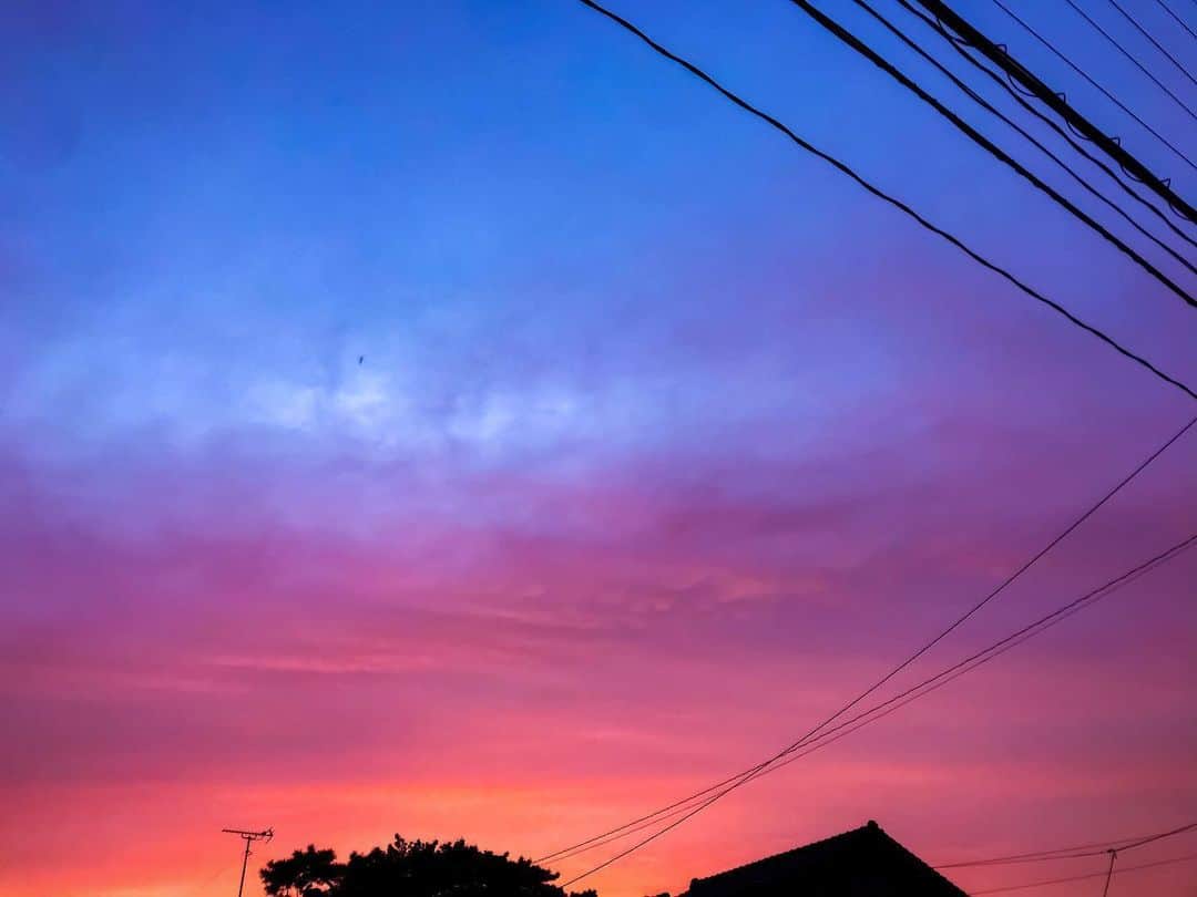 atmmyさんのインスタグラム写真 - (atmmyInstagram)「ピンクの空大好き🌇  #空が好き #カコソラ #superbview  #beautifulsky #sunset #japan」5月25日 20時27分 - atmmy