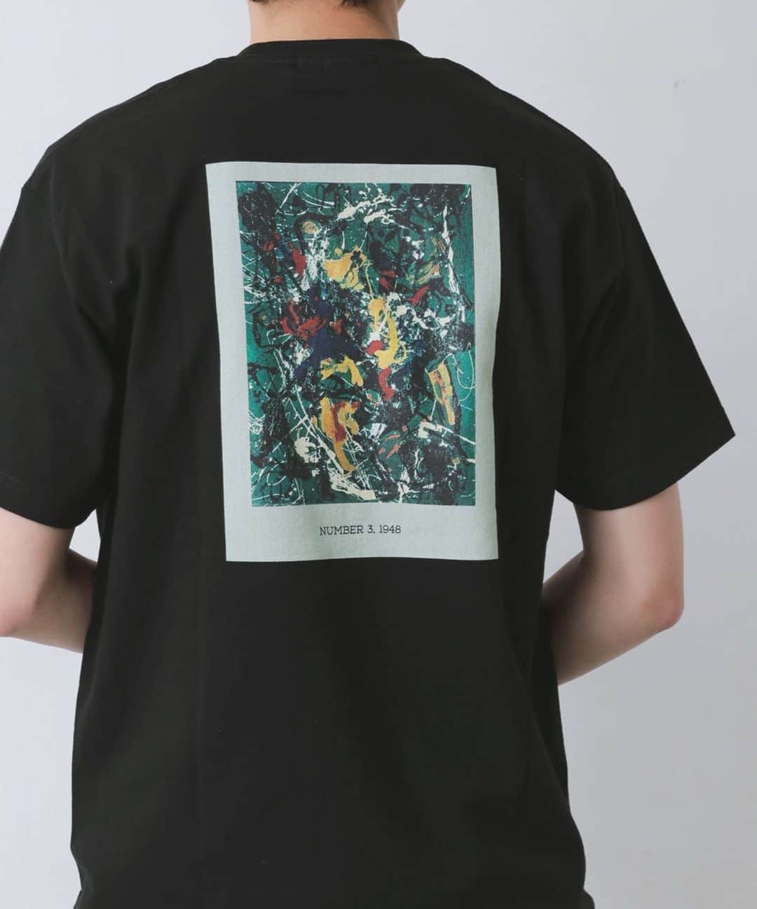 ROSSO MENさんのインスタグラム写真 - (ROSSO MENInstagram)「"Jackson Pollock T-shirts"  20世紀の抽象画を代表するジャクソン・ポロックの作品をのせたアーティスティックなTシャツ。  来たる夏本番に外せない1着です。  詳しいディテールはonline storeをcheck!! #urbanresearch#urbanresearchrossomen#rossomen#jacksonpollock」5月25日 16時14分 - urban_research_rosso_men