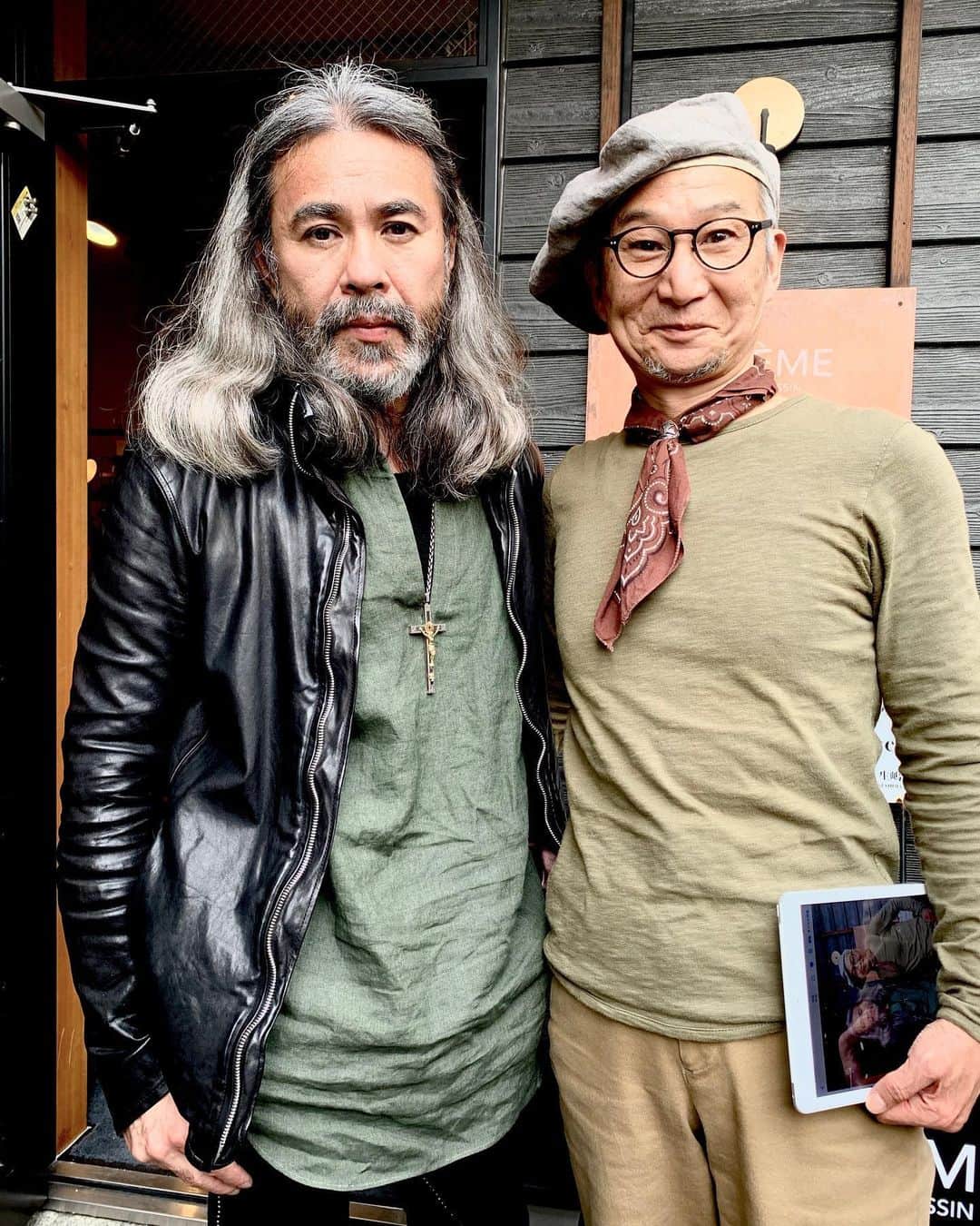 杉原勇武のインスタグラム：「BAG業界の大先輩生島さんと❗️ 相変わらず職人気質でこだわり満載の商品ばかりでした。」