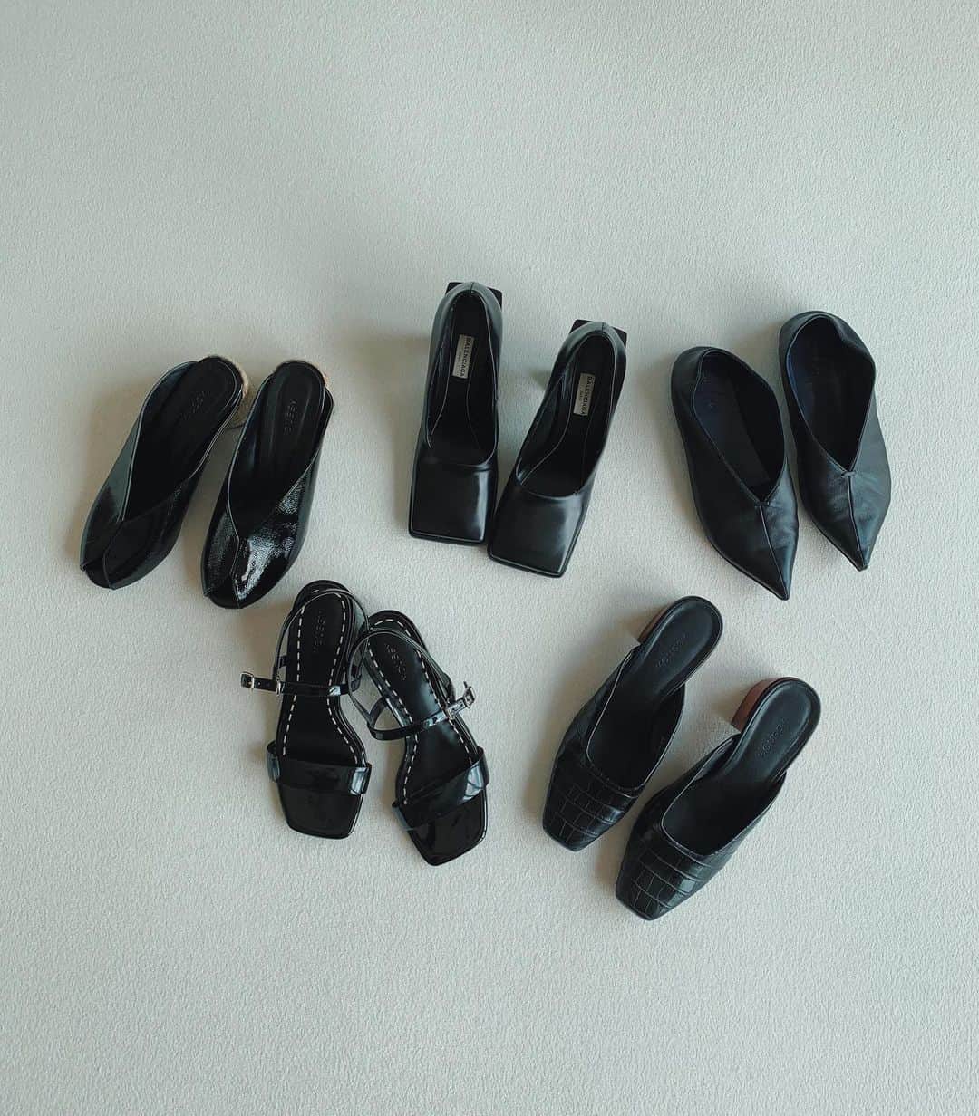 藤木祐凪さんのインスタグラム写真 - (藤木祐凪Instagram)「お気に入りの靴たち👟 第二弾☺️❤️ #MOUSSY #balenciaga  #celine」5月25日 17時41分 - yunafujiki