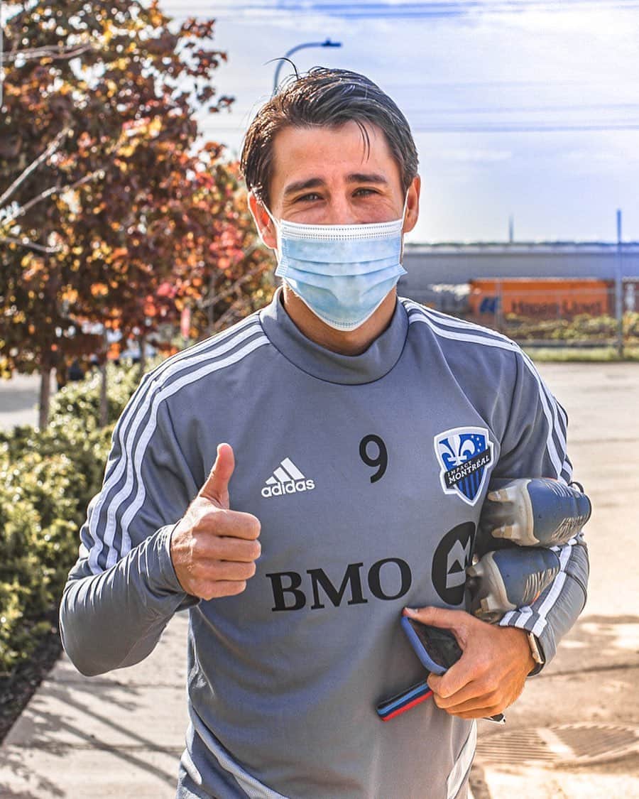 ボージャン・クルキッチのインスタグラム：「After two and a half months, first day of individual training. Caution and desire in equal measure! 👏🏻⚽ @impactmontreal // Después de dos meses y medio, primer día de entrenamientos individuales. ¡Misma cantidad de prudencia que de ganas! 👏🏻⚽️」