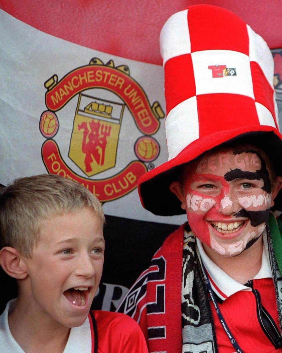 マンチェスター・ユナイテッドさんのインスタグラム写真 - (マンチェスター・ユナイテッドInstagram)「A big day for you Reds tomorrow... 🔴🏆 #MUFC」5月26日 5時06分 - manchesterunited