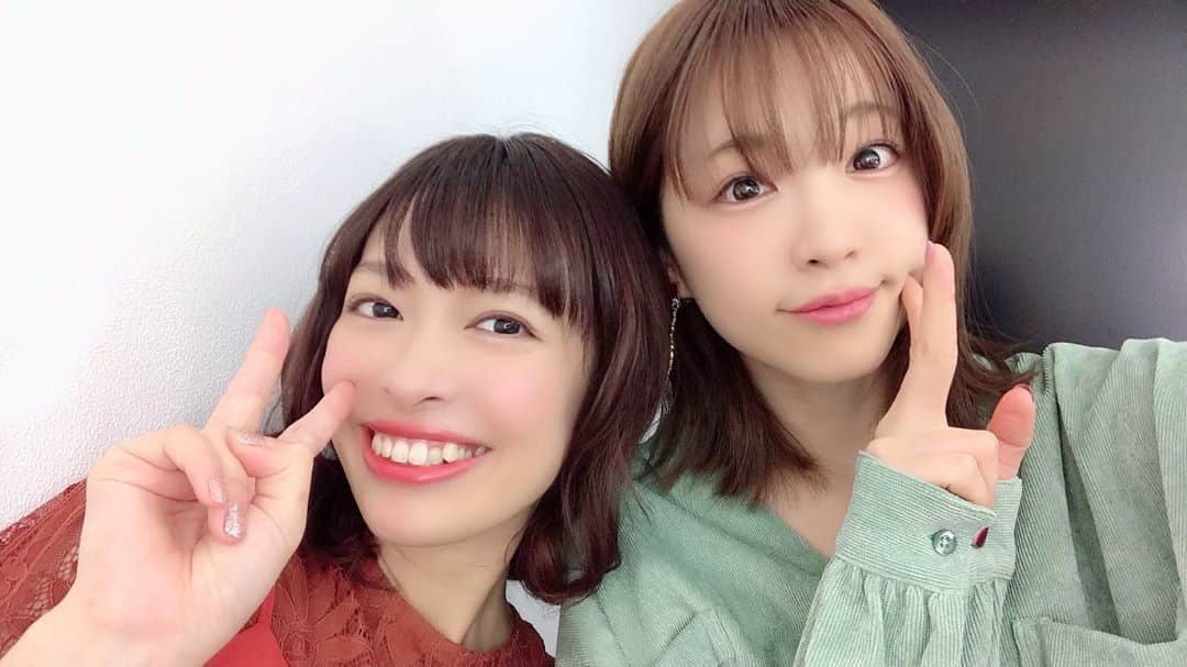 のインスタグラム：「撮影、小笠原の早紀ちゃんと一緒だったよ☺️女神の太陽スマイルに心がポカポカした。。。🌸ありがと〜#imas_ml_7th #パンフレット」