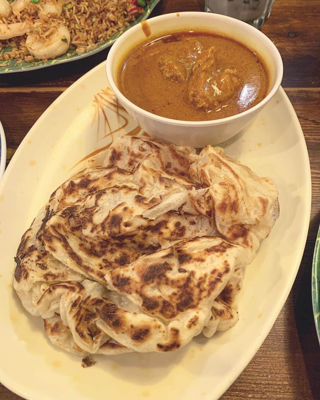Eat With Steph & Coのインスタグラム：「Roti king cravings!! @rotikinguk  can’t wait for them to reopen :) #toplondonrestaurants #malaysian 📷: @mchan4b」
