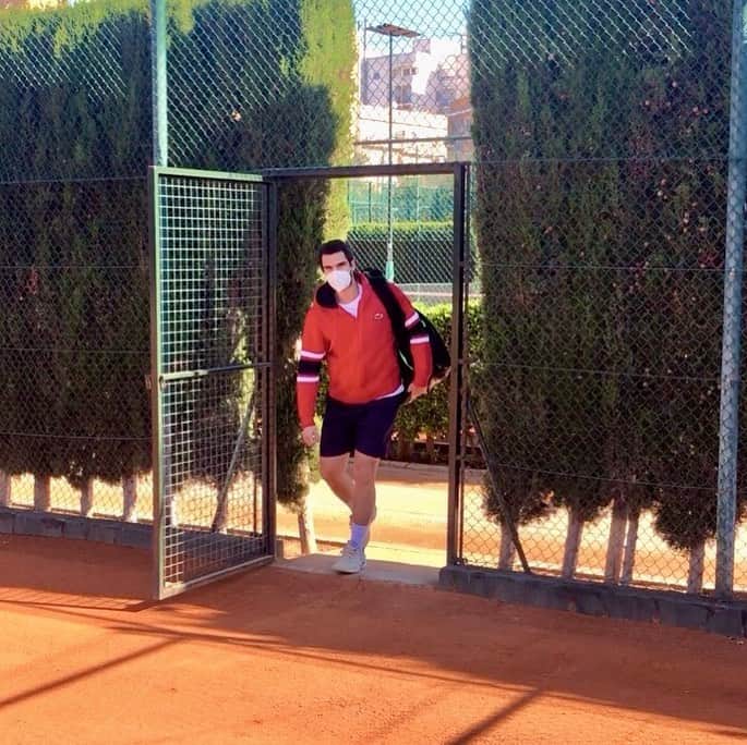 パブロ・アンドゥハルさんのインスタグラム写真 - (パブロ・アンドゥハルInstagram)「Nueva semana, nuevos retos 💪🏽 🔜 #tenis #ATP」5月25日 21時11分 - pabloandujaroficial