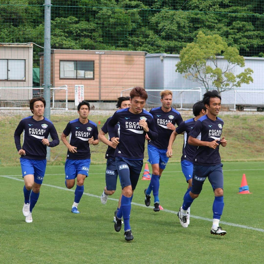 秋山拓也のインスタグラム：「. training💪🔥 . #徳島ヴォルティス#training💪」