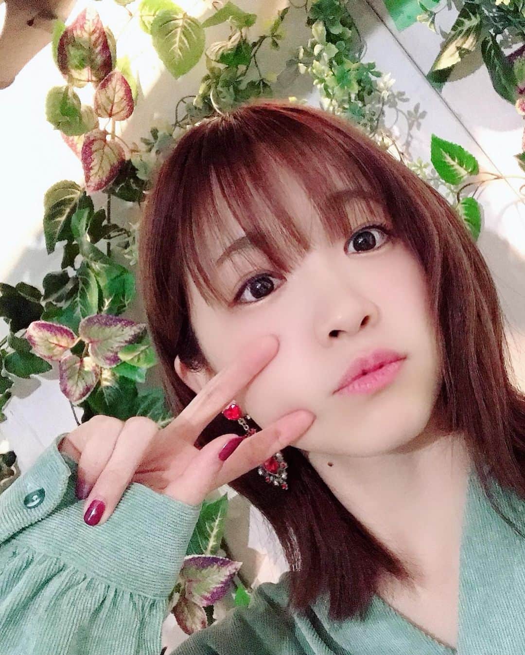 諏訪彩花のインスタグラム