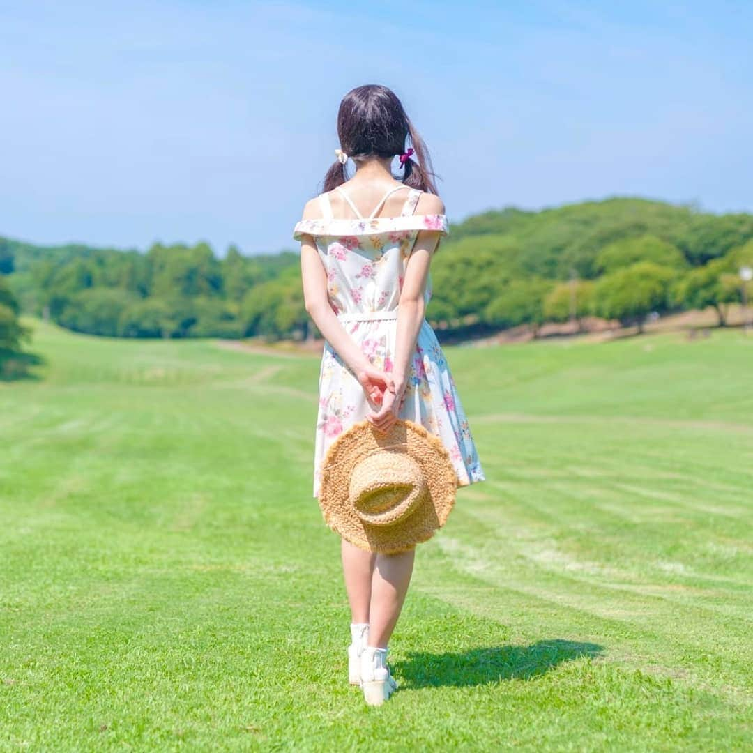 あれれんさんのインスタグラム写真 - (あれれんInstagram)「👒 #ポートレート#ポートレート撮影#ポートレート好き#ポートレート女性#ポートレート女子部#ポトレ女子#カメラガール#カメラのある暮し#写真好きな人と繋がりたい#リズリサ#麦わら帽子#公園#igersjp#instagood#instagramjapan#camera#portrait#canon#team_jp_東#team_jp_#ig_photo#nikon#lizlisa」5月25日 22時54分 - arerennn