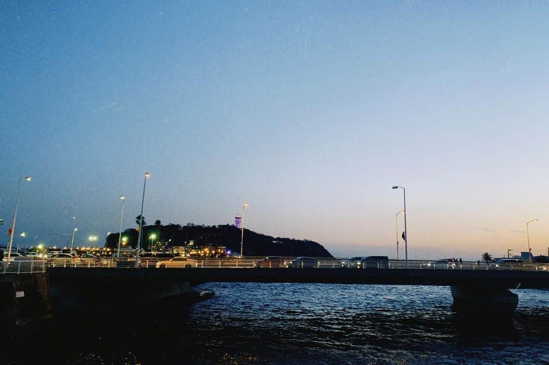佐生雪のインスタグラム：「If you could go back in time, when would you want to go back? Sometimes the time get me confused. However, every time scenery is reflected in my eyes beautifully. Good night and have a wonderful dream.」