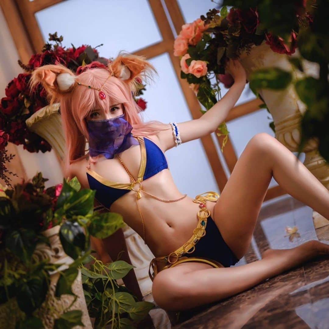 のインスタグラム：「Anyone know her ins?」
