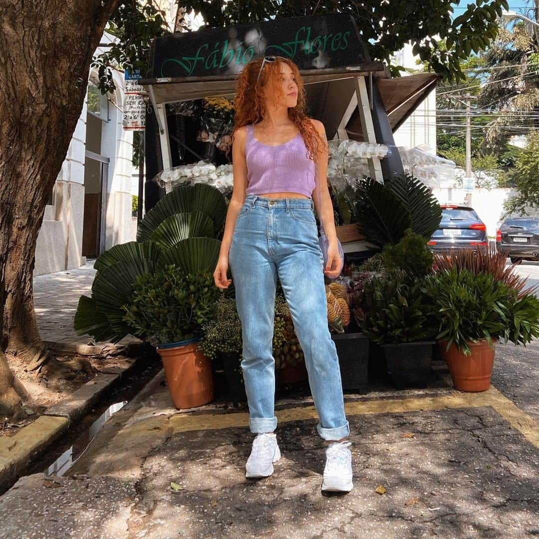 American Apparelさんのインスタグラム写真 - (American ApparelInstagram)「Flex and Chill! @brunavieira looking all cool in our Light wash High-Waist Jean. Shop this style. Link In Bio. #AmericanApparel #Retail #HighWaistedJeans」5月26日 1時00分 - americanapparel