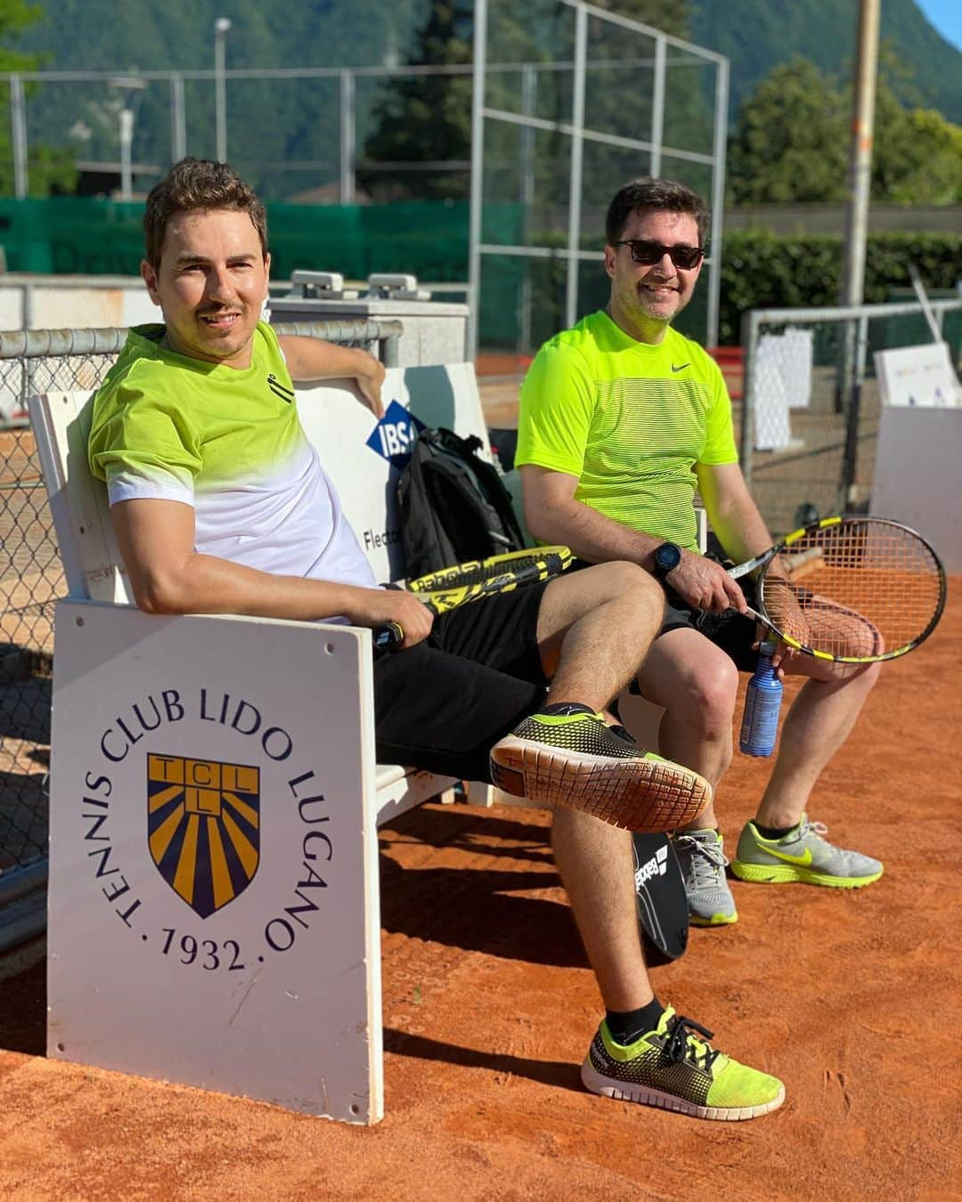 ホルヘ・ロレンソさんのインスタグラム写真 - (ホルヘ・ロレンソInstagram)「Soy mallorquín como @rafaelnadal ... llevo el tenis en la sangre... 😎✌️🤦‍♂️😂😂」5月26日 2時19分 - jorgelorenzo99