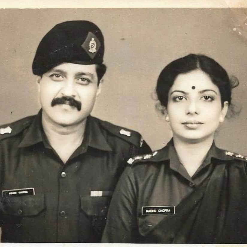 プリヤンカー・チョープラーさんのインスタグラム写真 - (プリヤンカー・チョープラーInstagram)「Both my parents served in the Indian Army... and maybe that’s why I feel such a kinship with military families all over the world. Today let’s think of all the fallen heroes that have given their lives in service to protect our freedom. #memorialday @madhumalati #LtcolAshokChopra」5月26日 2時57分 - priyankachopra