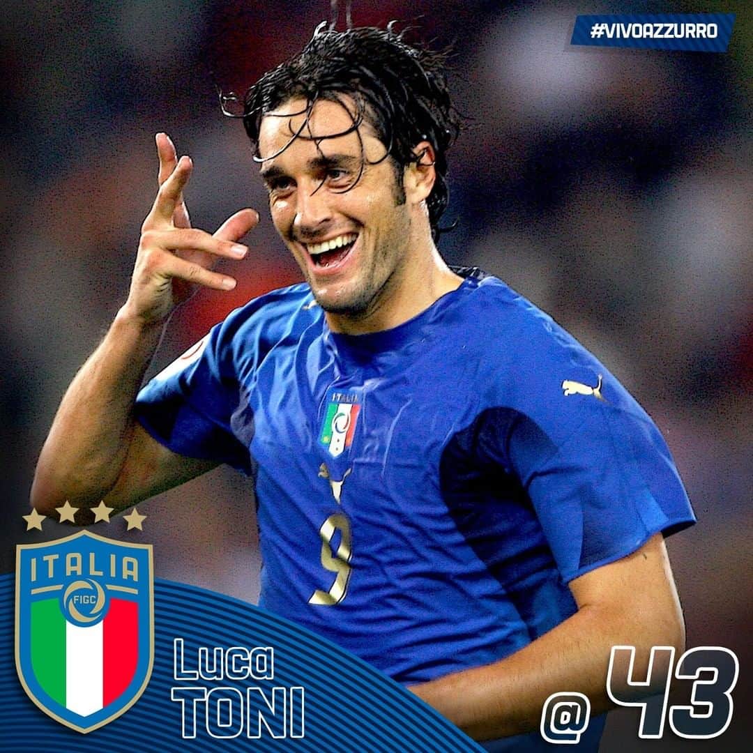 サッカーイタリア代表さんのインスタグラム写真 - (サッカーイタリア代表Instagram)「🎂 Buon compleanno a Luca #Toni che compie 4⃣3⃣ anni❗️ . 🏆  Mondiali #Germania2006 . 🇮🇹 4⃣7⃣ ⚽️ 1⃣6⃣ . . #VivoAzzurro #Azzurri」5月26日 14時59分 - azzurri