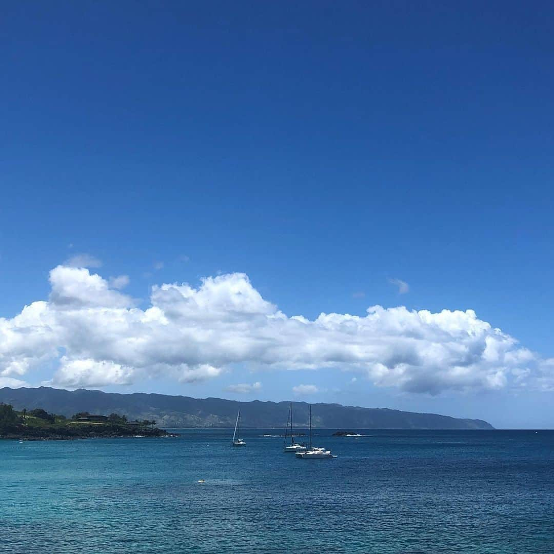 ケリア・モニーツさんのインスタグラム写真 - (ケリア・モニーツInstagram)「A picture perfect day to celebrate all those who served, sacrificed, and protected!! And to all the the families who also sacrificed. You are celebrated today, thank you for your bravery! 🧡 Love from Hawaii, Happy Memorial Day」5月26日 6時19分 - keliamoniz