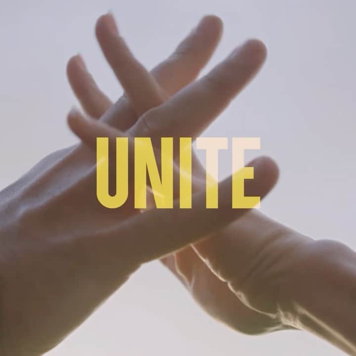 Far East Movementのインスタグラム：「uniting this week for #OURIDENTITY livestream on 5/30 🌐 our community came to represent and help during these tough times. Excited to join everyone in the chat during the event and thank you all the leaders artists and orgs that put their heart into this 🙏🙏 #AAPIHM」