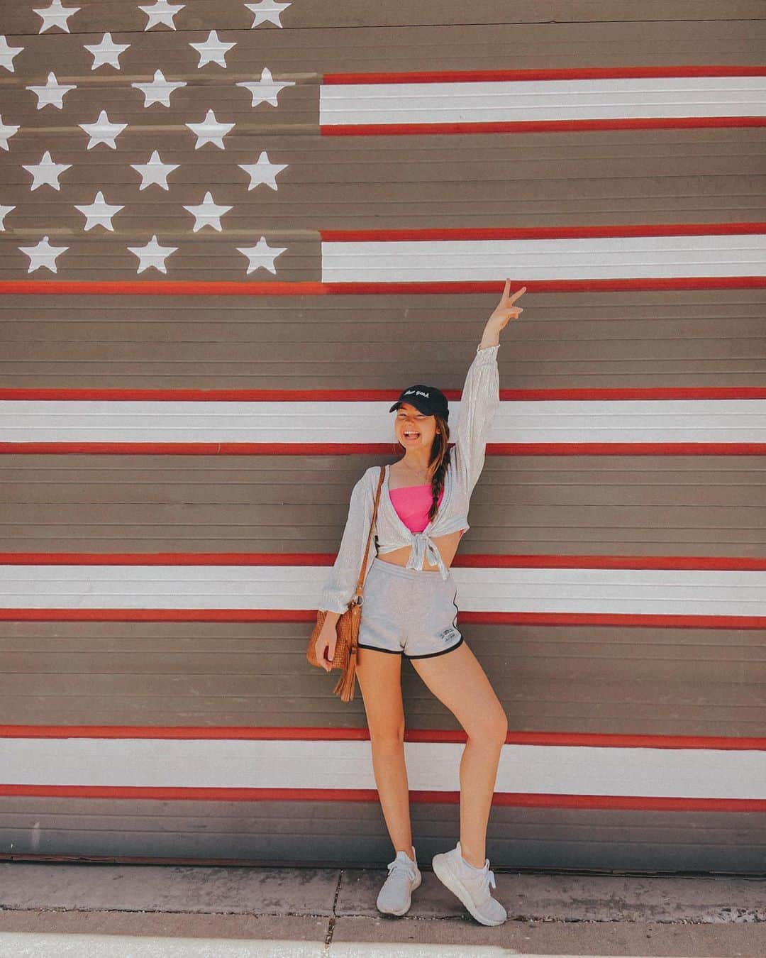 Meredith Fosterのインスタグラム：「Home of the free because of the brave ❤️」