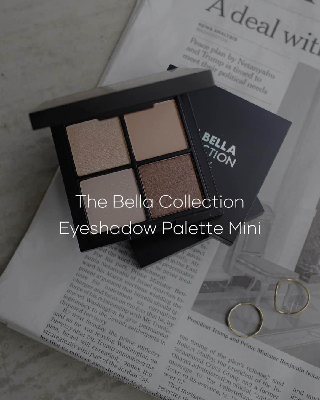 島野ミキさんのインスタグラム写真 - (島野ミキInstagram)「・ ・ "The Bella Collection Eyeshadow Palette Mini" @celefit_official﻿ @celefit.jp ﻿ 韓国コスメのアイシャドウのパレットは本当優秀👏 マットな質感とゴールドのラメも重ねて使えて いろんなmakeができる♡ グリッター・ラメ感が日本のコスメと違って かなりキラキラする✨ ﻿夏は目元をキラキラさせたくなる🤩w Qoo10と楽天で購入できるよ！ ６月にBIG SALEもやるんだとか⁉️💰✨ ﻿ Qoo10﻿ https://www.qoo10.jp/g/675882182﻿ 楽天﻿ https://item.rakuten.co.jp/celefitclub/10000016/﻿ ﻿・ ・ #セレフィット ﻿#celefit ﻿#ベラコレクションシャドウパレット ﻿#ベラコレクションアイシャドウパレットミニ ﻿#アイシャドウ ﻿#アイシャドウパレット ﻿#コスメマニア﻿#コスメ大好き﻿#コスメオタク ﻿#コスメレポ﻿#コスメ垢 ﻿#コスメ紹介 ﻿#おすすめコスメ﻿#cosmetics﻿#makeup﻿#アイメイク ﻿#メイクテク ﻿#メイク勉強中 ﻿﻿#韓国コスメ﻿#pr﻿#アイシャドウマニア﻿#韓国コスメ大好き ﻿#韓国コスメマニア﻿#スキンケアマニア ﻿#美容﻿#美容垢﻿#美活﻿#美活部 ﻿#アイメイク好き」5月26日 9時04分 - miki_shimano