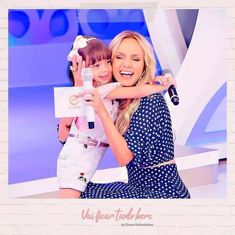 Eliana Michaelichin Bezerraのインスタグラム：「Como este abraço é importante pra mim (ainda mais agora que estamos restritos a esse contato), como ele representa tão bem o carinho e respeito que tenho por vcs, meu público, e vcs por mim. Obrigada por me escolherem, obrigada por me deixarem entrar todos os domingos em suas casas. Obrigada pela linda e maravilhosa audiência. Sou grata🙏🏻 P.S.: Este programa foi uma reprise com esta fofura em nosso palco deste domingo e eu fiquei encantada, derretida... #abraço #quarentena #gratidao #respeito #eliana #programaeliana #sbt」