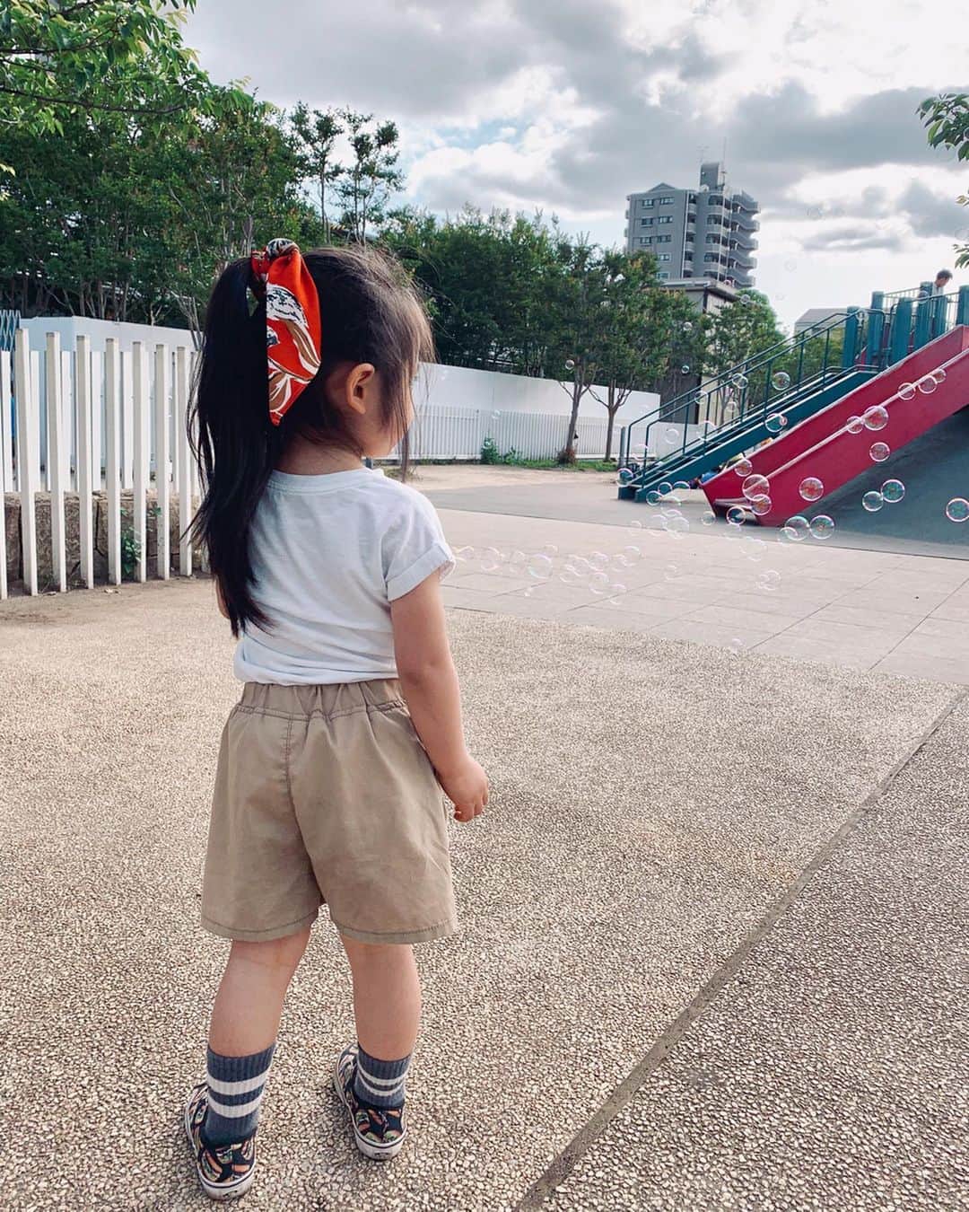 小田切恵子さんのインスタグラム写真 - (小田切恵子Instagram)「少しほっと一息。 子供は子供なりにこの事態をよく理解してくれて大人が考えさせられた。 たくさん我慢したね、甘えん坊になったと思うけれど成長もした。 普段できない事ができた意味のある自粛期間でした。 そして今日から登園再開。いると騒がしいけれど…いないと少し寂しい😂 完全に日常に戻るわけではないけれど、乗り越えていかなきゃね。 普通の暮らしができることのシアワセ🍀  #一息ついてます」5月26日 11時24分 - keikoodagiri101