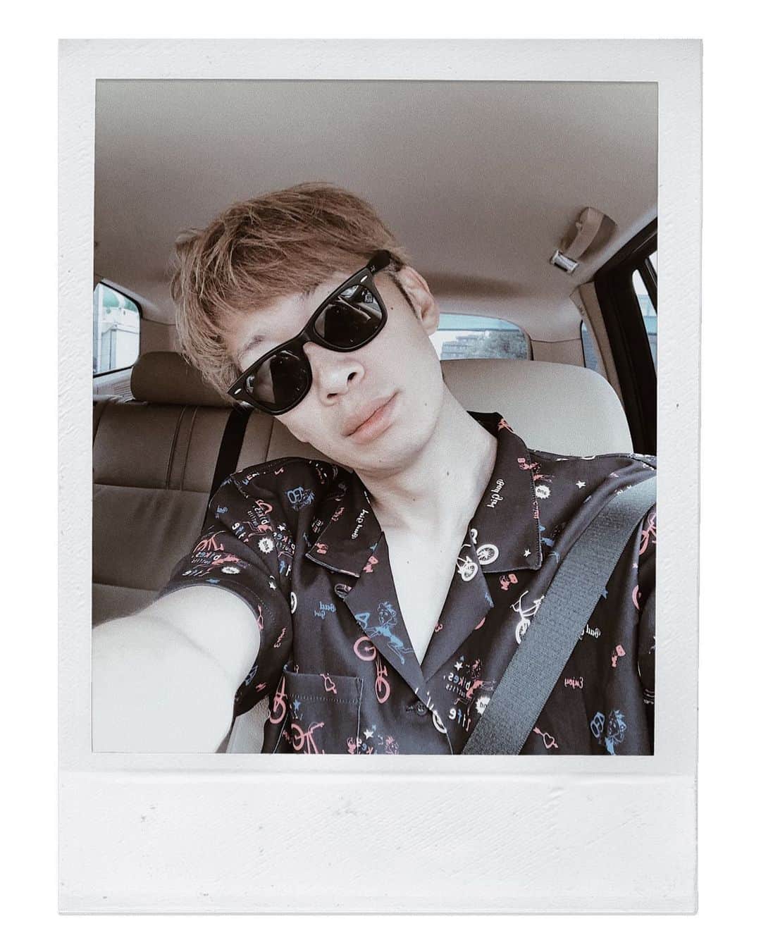 DJ U-ICHIのインスタグラム：「ふと…運転中に… 今年の夏はどんな夏になるのだろうか… いや、どんな夏にするのか。 限られた中での、、自分次第だなと。 得たこと、やってみたいこと、トライしてみよう。 #過去pic  #ドライブ」