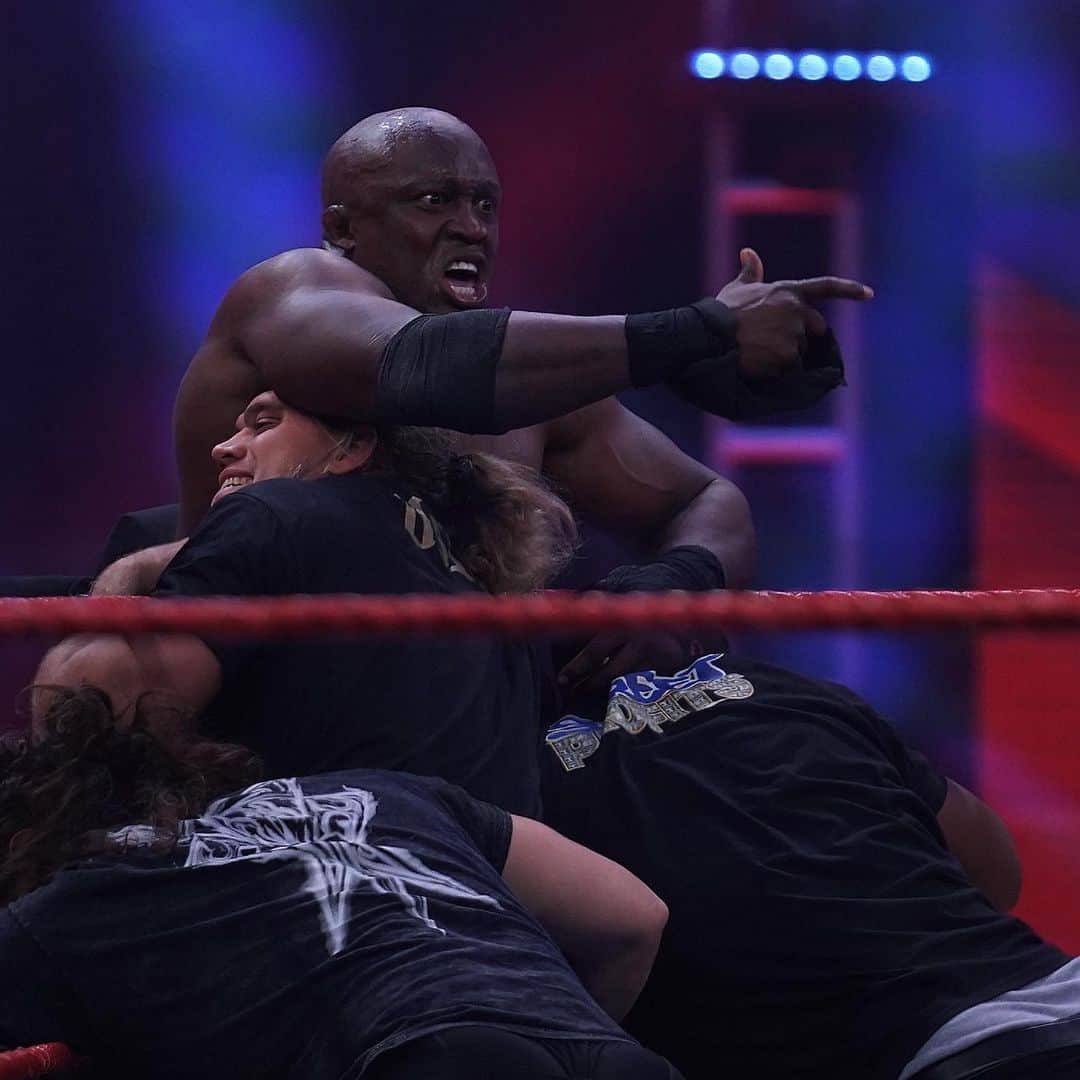 WWEさんのインスタグラム写真 - (WWEInstagram)「Can anything or anybody keep @dmcintyrewwe & @bobbylashley from destroying each other before #WWEBacklash?! #WWERaw」5月26日 12時04分 - wwe