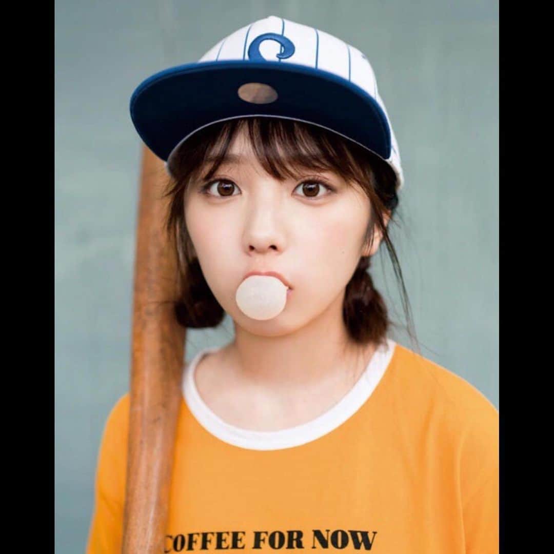 川上舞乃のインスタグラム：「発売中のヤングマガジン  乃木坂46 与田祐希さん　スタイリング致しました🍉⚾️ #与田祐希 #ヤングマガジン  #乃木坂46」