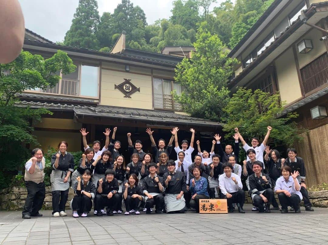 朝市広場のグルメインスタ