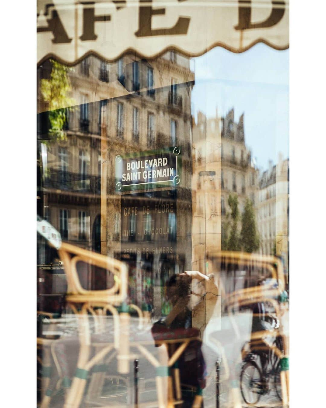 VuTheara Khamのインスタグラム：「Reflections, Cafe de Flore, Boulevard Saint-Germain, Paris (May 2020)」