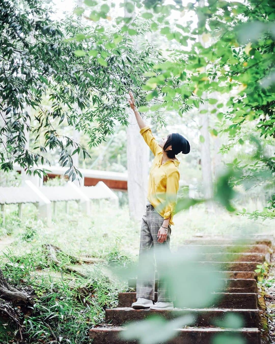 もろんのんさんのインスタグラム写真 - (もろんのんInstagram)「新緑の美しい季節🌱 過去の写真整理をしていて見つけた、投稿してなかった写真。  Work for 2018年 雑誌「みちのり」秋号📷 📍茨城笠間 #ayase_by_moron」5月26日 22時49分 - moron_non