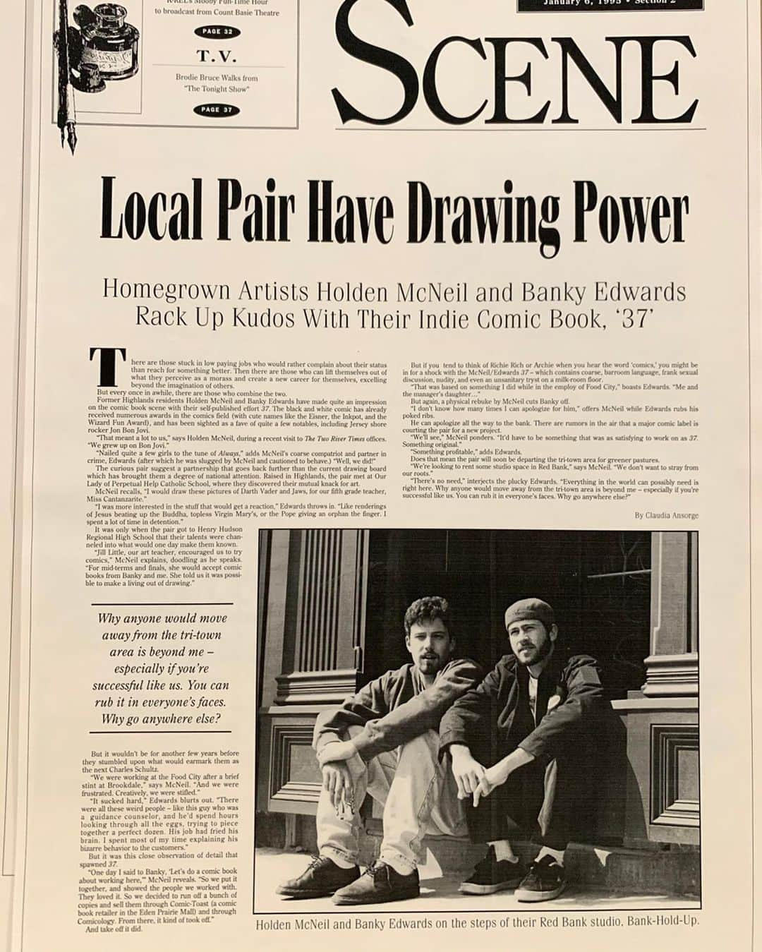 ケヴィン・スミスさんのインスタグラム写真 - (ケヴィン・スミスInstagram)「FAKE NEWS TOO! Quarantine cleaning my office and I found all the fake newspaper stories about the rise of comic book men Holden McNeil and Banky Edwards that, with the @allredmd #bluntmanandchronic art, made up the opening credits of my 1997 film CHASING AMY. This faux article was from the #tworivertimes (a Red Bank newspaper which was once owned by #geraldorivera). The article charts the emergence of BankHoldUp - the comic book company the boys begin with a black & white book called “37.” I wrote all the fake news myself so each piece included backstory and foreshadowing. In this Two River Times tale (fictionally credited to actual Two River Times journalist Claudia Ansorge), Banky and Holden not only reveal that they’re looking for a Red Bank office (where the story took place in much of #chasingamy), you can also see the start of their fraying dynamic (with Banky being an obnoxious loudmouth and Holden coming off more like a thoughtful artist). And it doesn’t take an analyst to see how the Holden and Banky rise from obscurity to local fame with a black & white comic book parallels my own story with #Clerks. Their more mainstream Bluntman & Chronic comic was a commentary on how I had depicted @jayandsilentbob in #Mallrats versus how they are presented in Clerks (as @jaymewes points out before they leave the diner). Yet ironically, it was the self-critical creation of #Bluntman and #Chronic in 1996/97 that would eventually furnish the plot devices for both #jayandsilentbobstrikeback and #jayandsilentbobreboot (including the Holden Reboots bit, which may be my favorite scene I’ve ever written). Keen eyes will notice a flashback reference to Mallrats and a flash-forward reference to #Dogma. Also pictured: a ticket stub for Amy and a promotional bar coaster and notepad (that looks like a book of matches). Tomorrow I’ll show you more fake headlines and articles about the rise of Holden and Banky. #KevinSmith #bluntmanandchronic #movies #movieprops #benaffleck #jasonlee」5月26日 23時30分 - thatkevinsmith